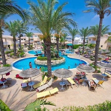 Tasia Maris Gardens Ajía Nápa Kültér fotó